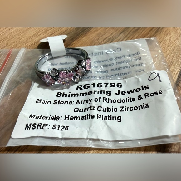 Bomb Party Jewelry - Bomb Party Ring RG16796 Shimmering Jewels Rose Quartz NWT size 9